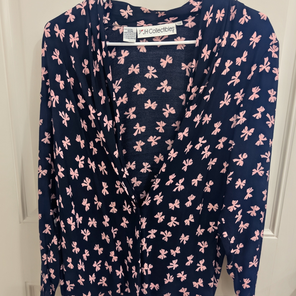 JH Collectibles Black Blouse with Pink Bow Pattern